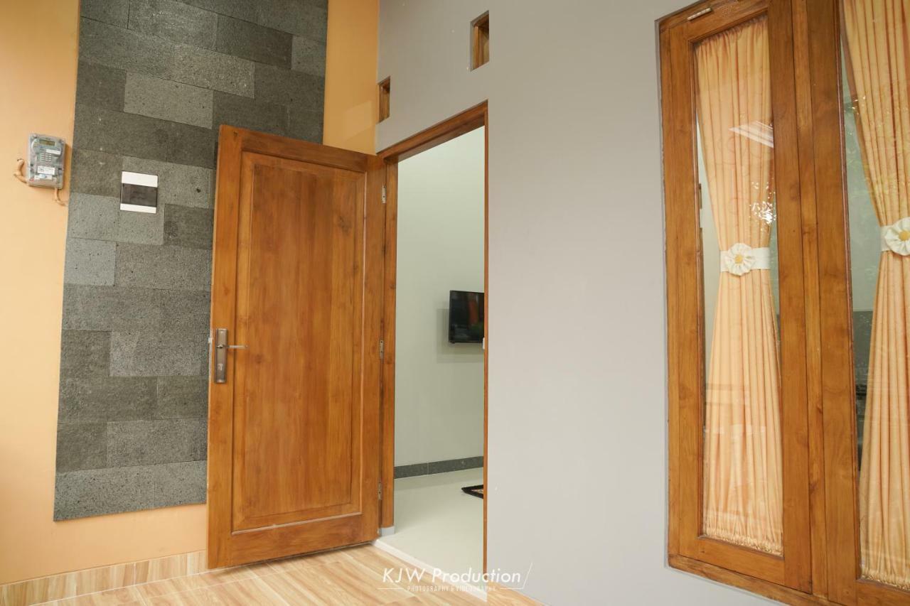 M Stay Guest House Jogja يوغياكارتا المظهر الخارجي الصورة