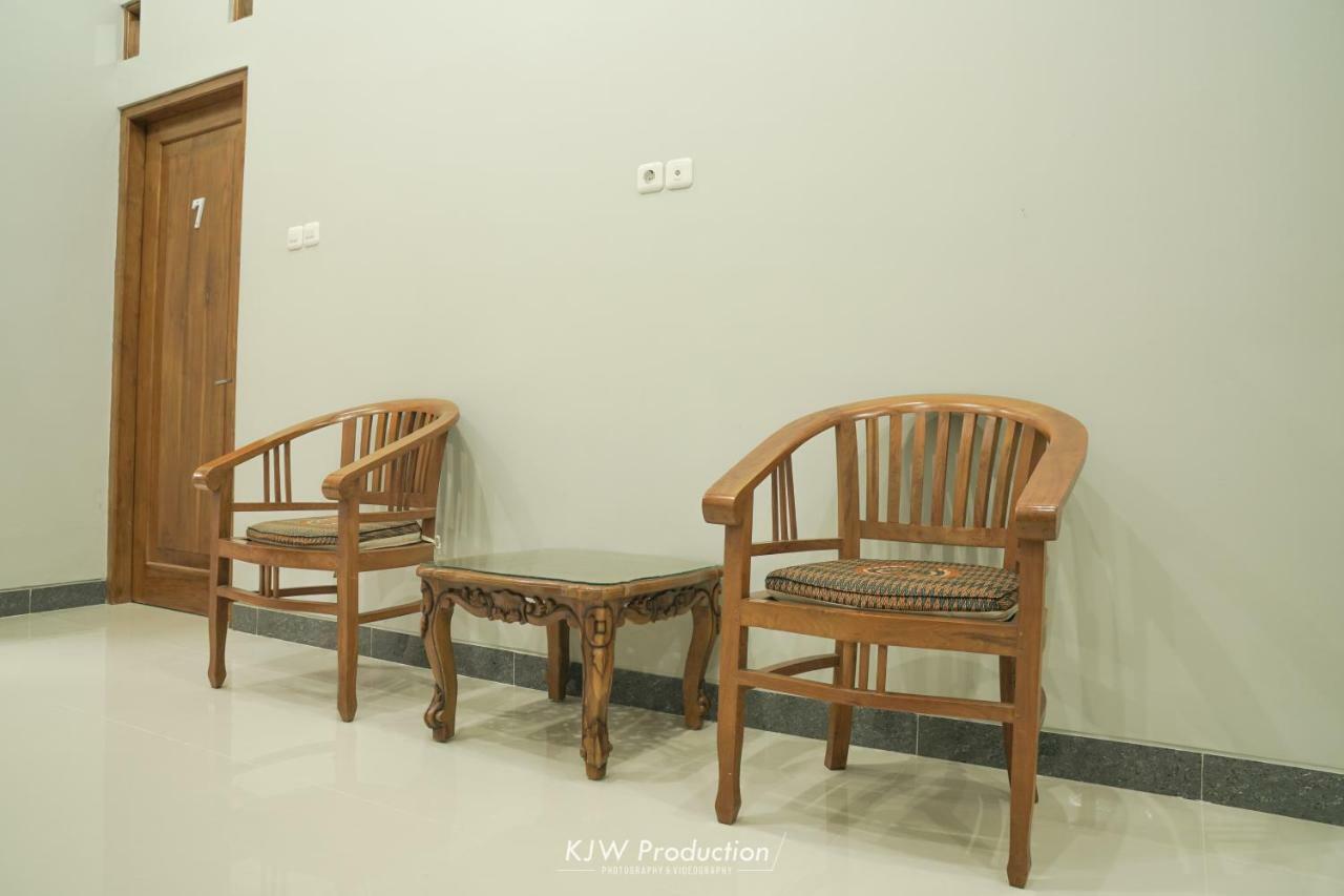 M Stay Guest House Jogja يوغياكارتا المظهر الخارجي الصورة
